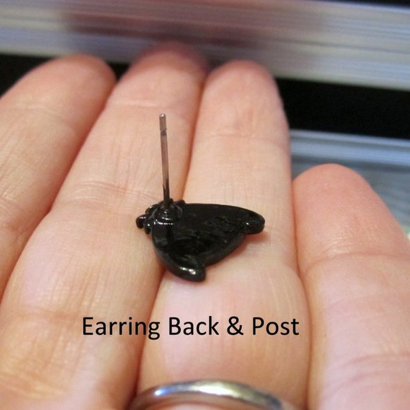 Appa Earrings Bison~Hypoallergenic - Picture 2 of 4